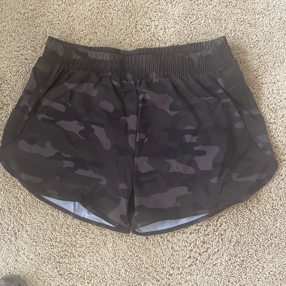 Soothfeel Womens Running Shorts with Zipper Pockets High Waisted Athletic